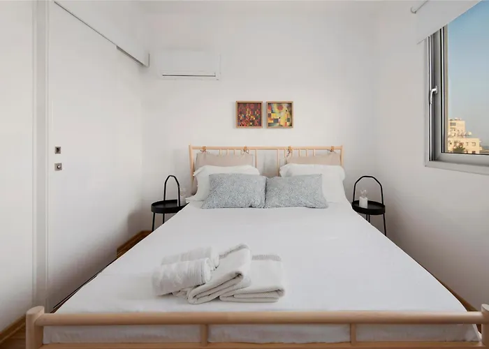 Apartment Amazing Two Bedroom Larnaca